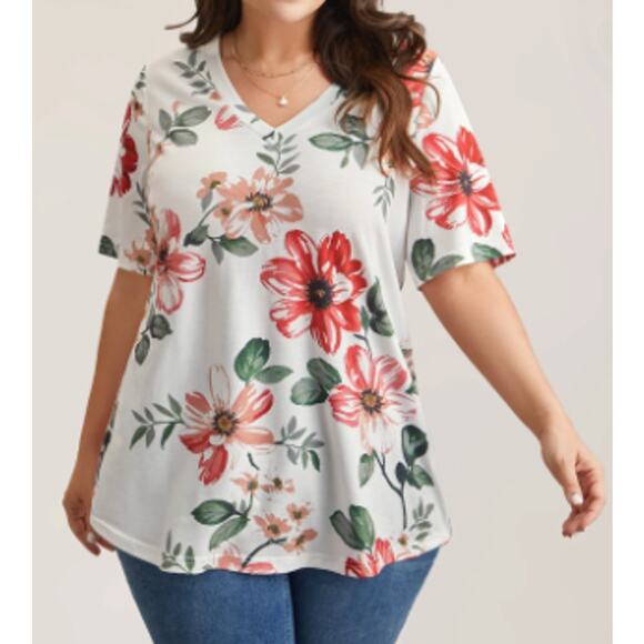 BLOOMCHIC SZ 28 5X Plus White Floral Print Short Sleeve V-Neck T-Shirt NWT B50 - Picture 1 of 8